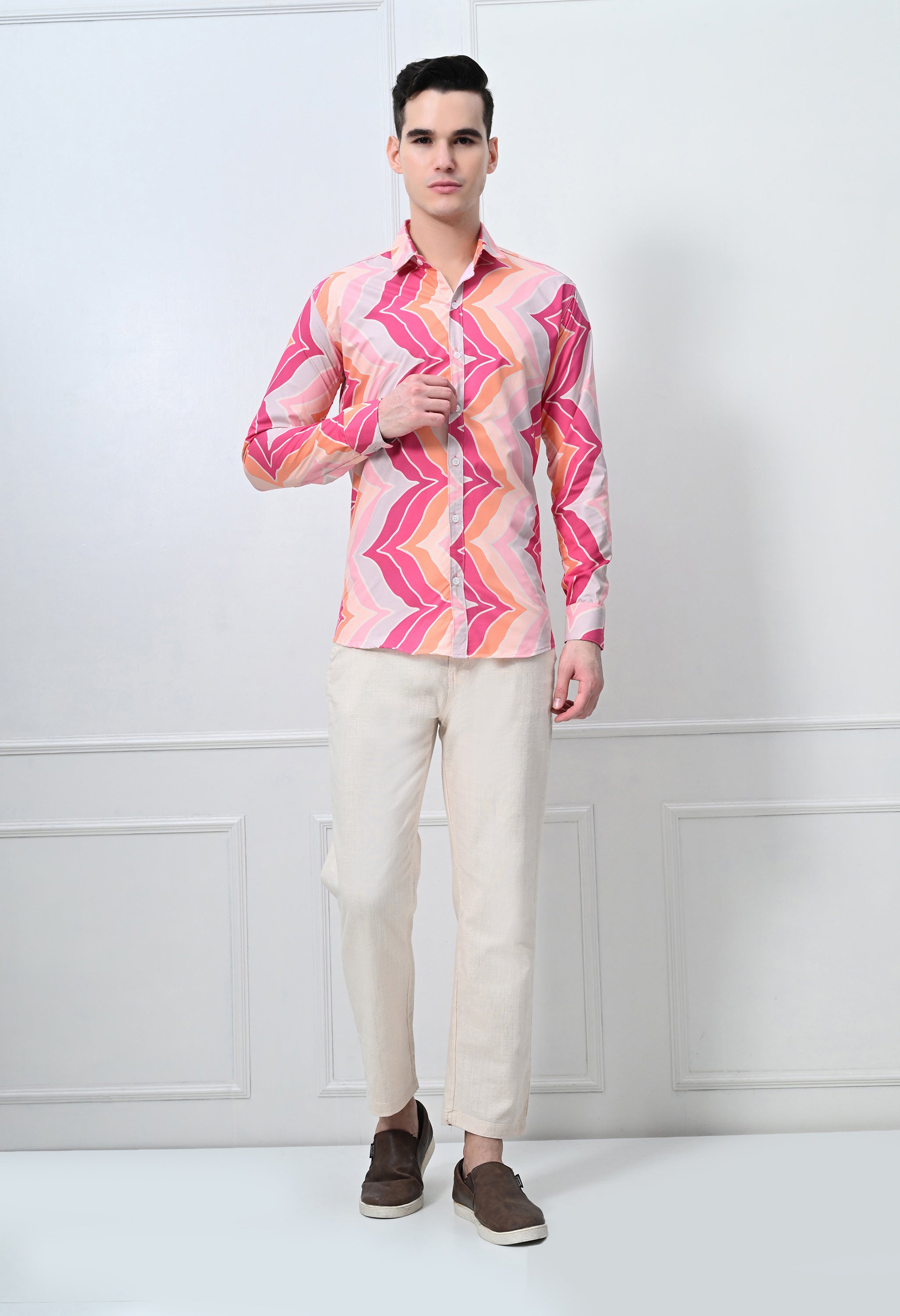 Pink & Orange Leheriya Print Slim Fit Casual Shirt
