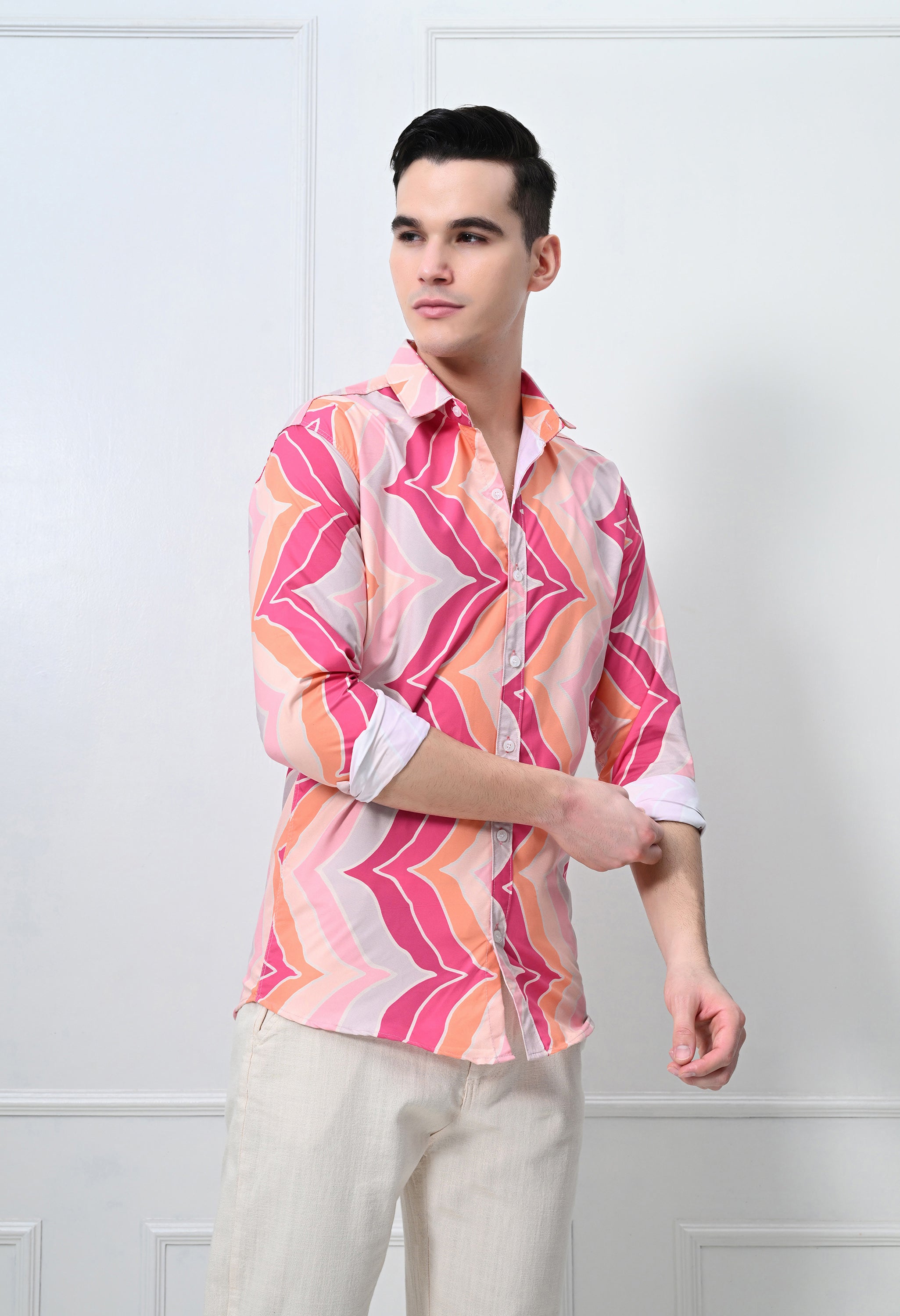Pink & Orange Leheriya Print Slim Fit Casual Shirt