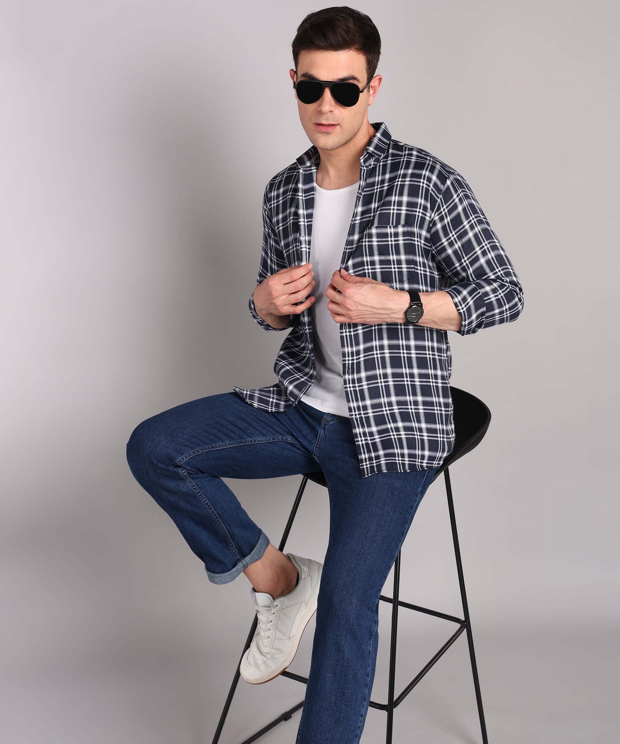Sanganeri White & Navy Casual Checked Cotton Shirt